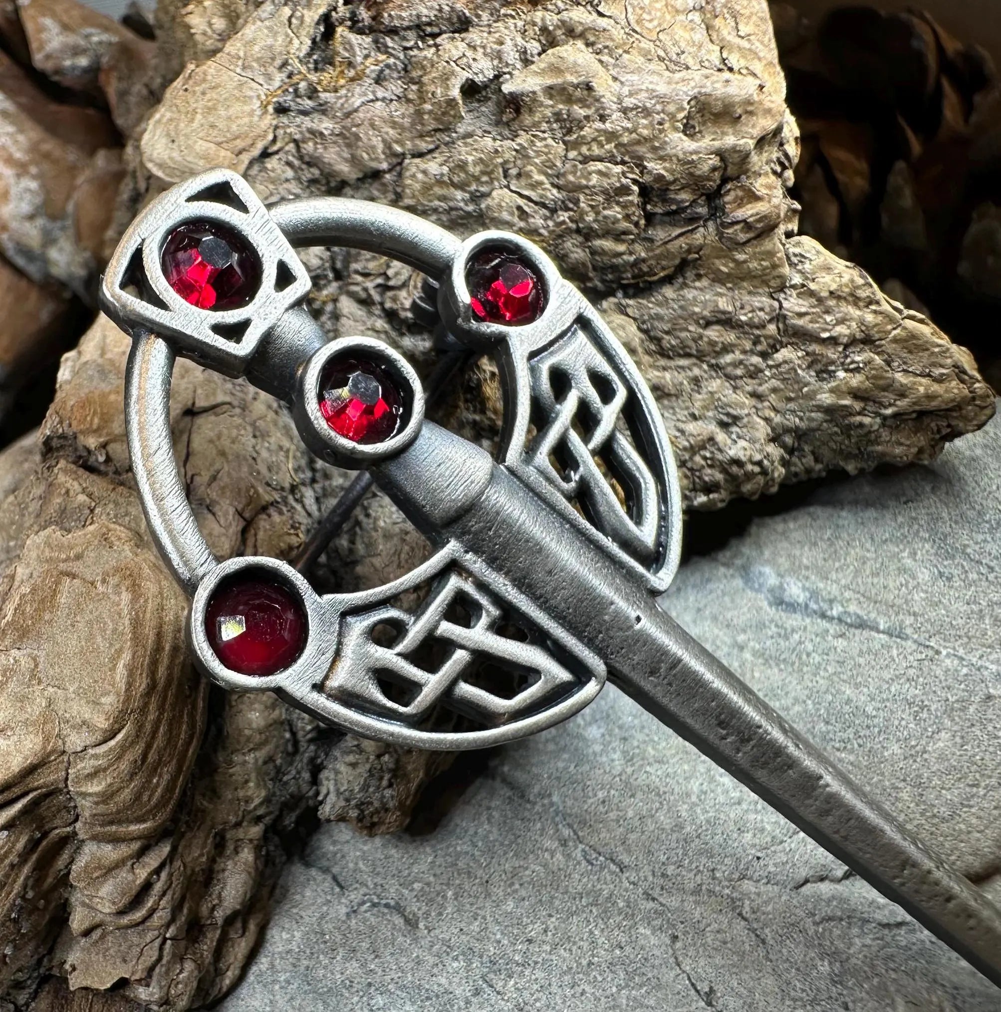 Penannular Celtic Kilt Pin - Handmade in Scotland
