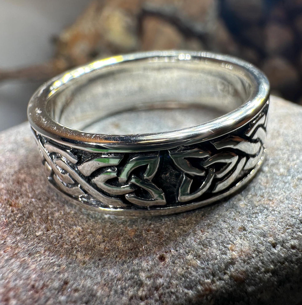 Dàil Celtic Ring in Sterling Silver