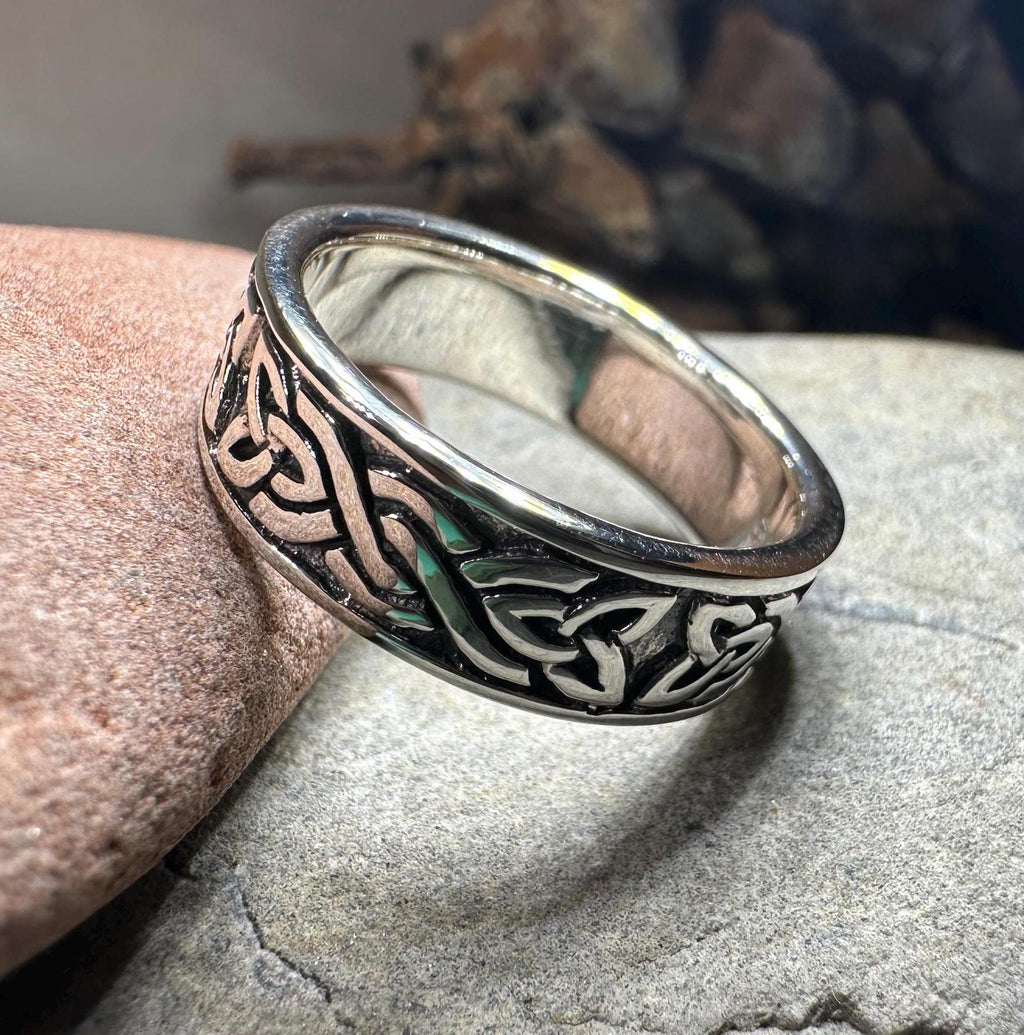 Dàil Celtic Ring in Sterling Silver