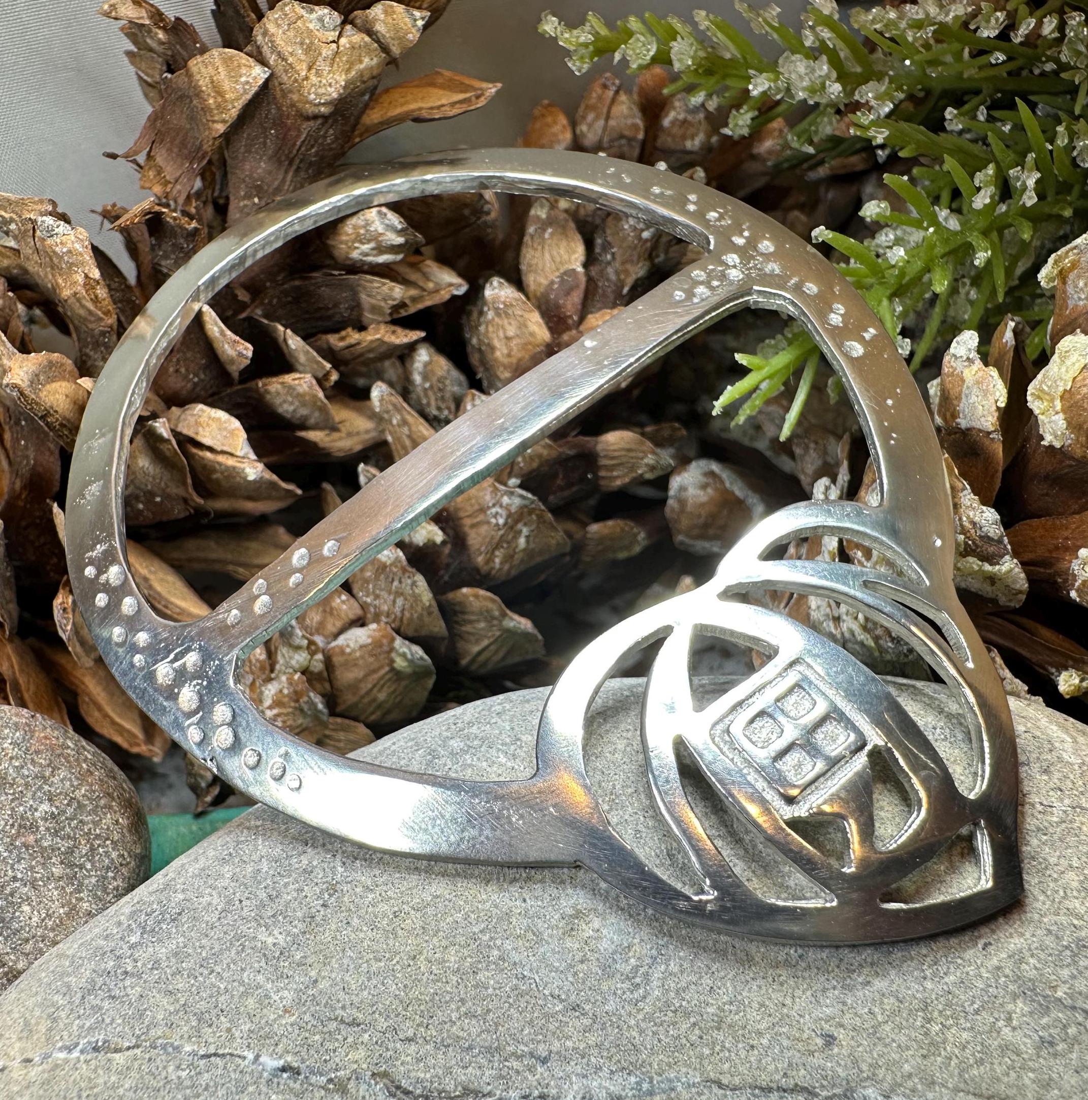 Celtic Mackintosh Heart Scarf Ring - Handmade in Scotland