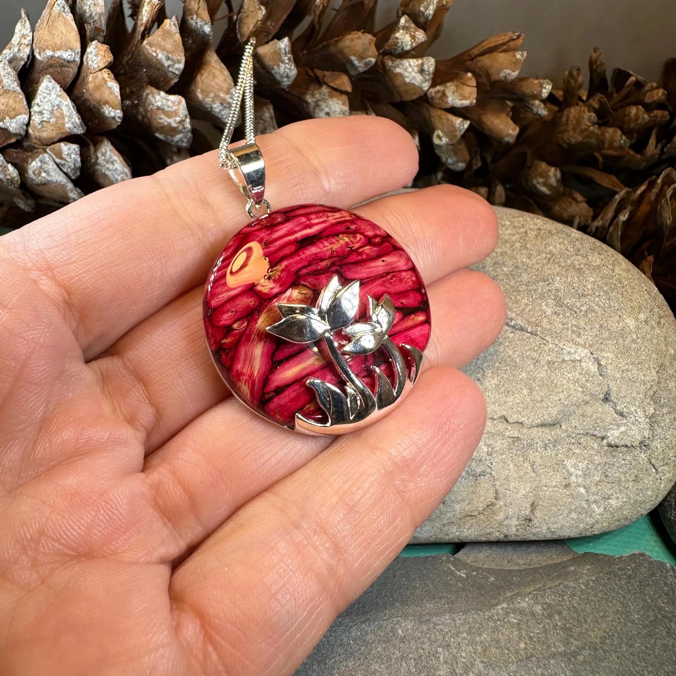 Heathergems Celtic Flower Necklace - Handmade in Scotland