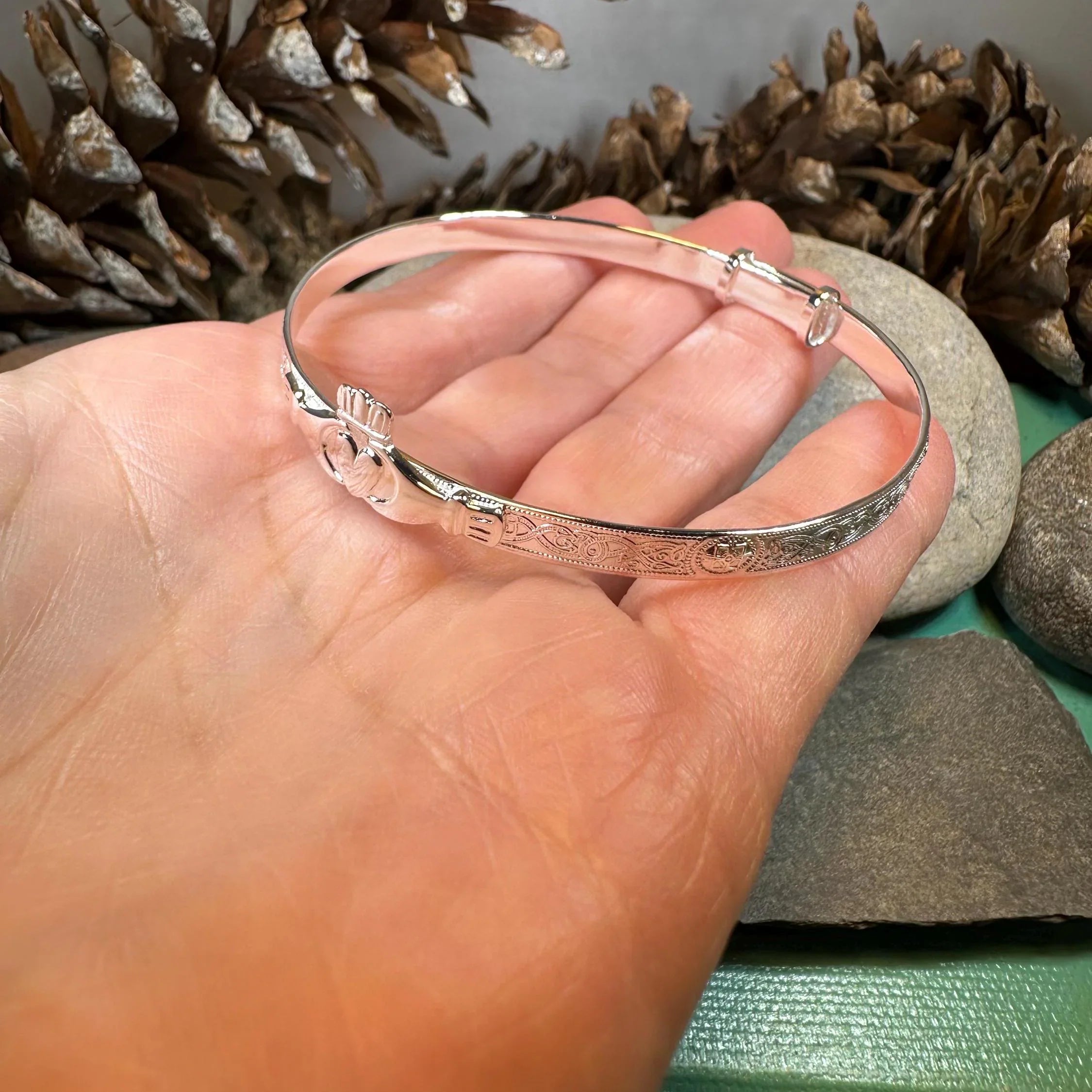 Old World Style Claddagh Bracelet