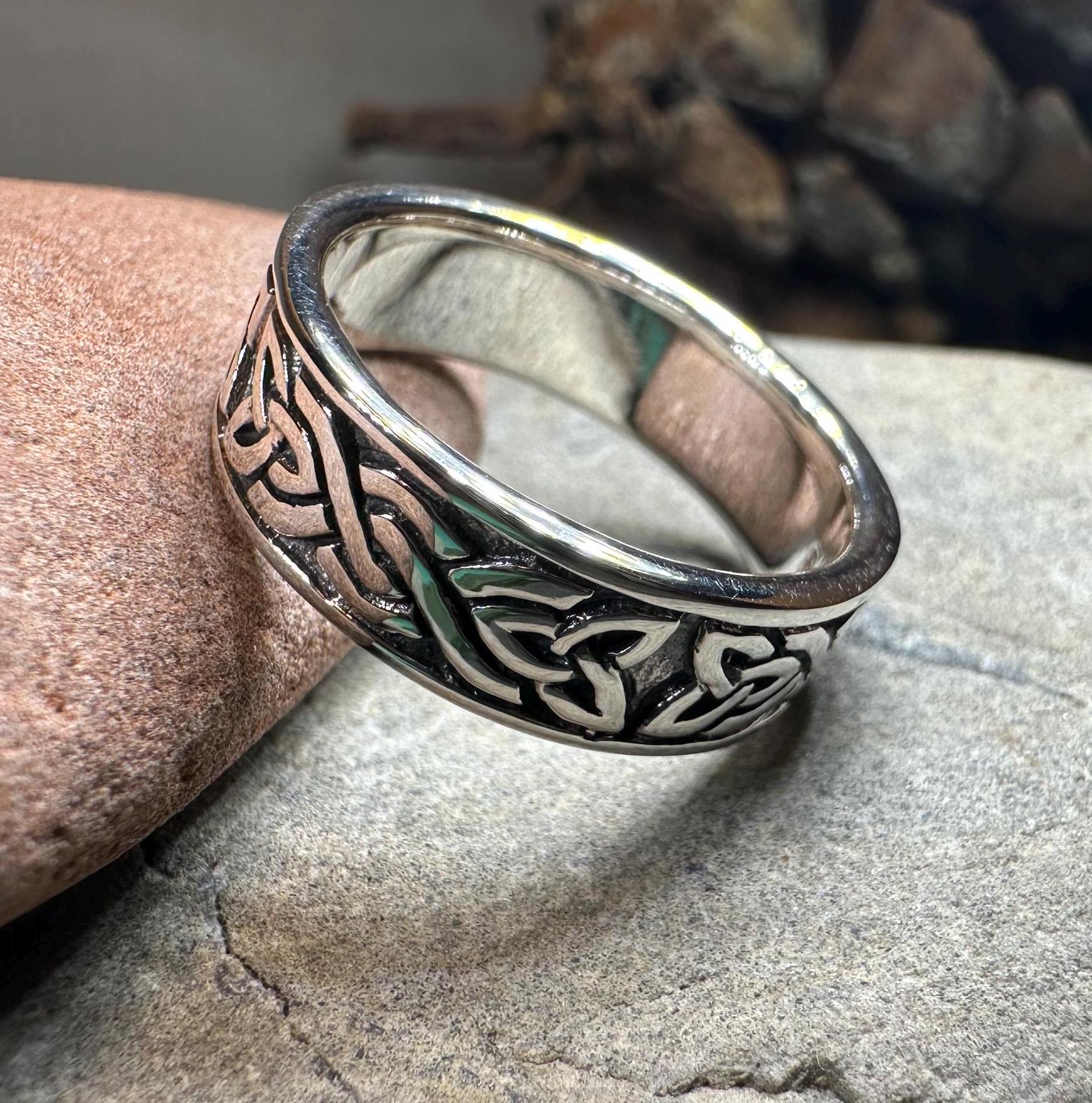Dàil Celtic Ring in Sterling Silver