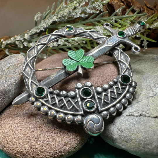 Large Irish Shamrock Shield Kilt Pin