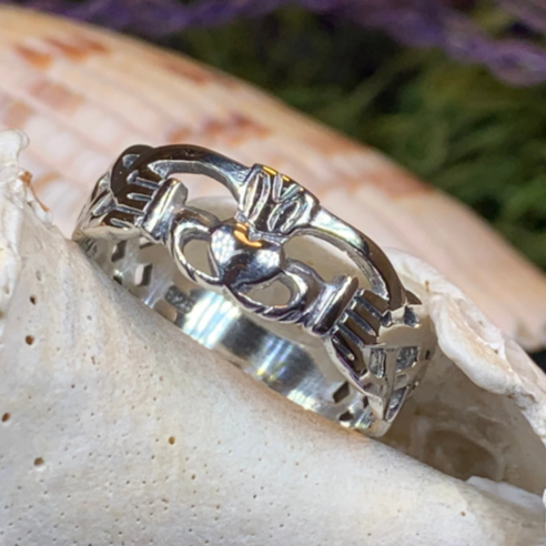 Ennis Irish Claddagh Ring in Sterling Silver
