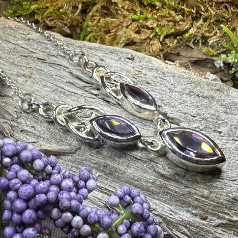 Grace Celtic Knot Necklace