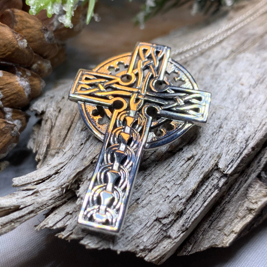 Braddan Scottish Celtic Cross Necklace in Sterling Silver