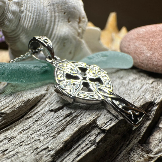 Dungloe Celtic Cross Necklace in Sterling Silver