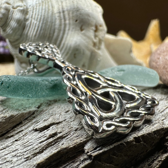 Naomh Celtic Trinity Knot Necklace in Sterling Silver