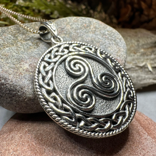 Aglimar Celtic Spiral Necklace