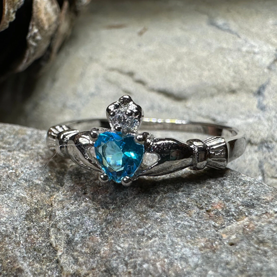 Dalkey Petite Claddagh Ring