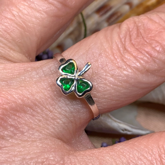 Emerald Isle Irish Shamrock Ring in Sterling Silver