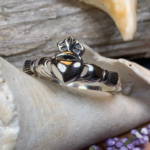Dunlavin Claddagh Ring