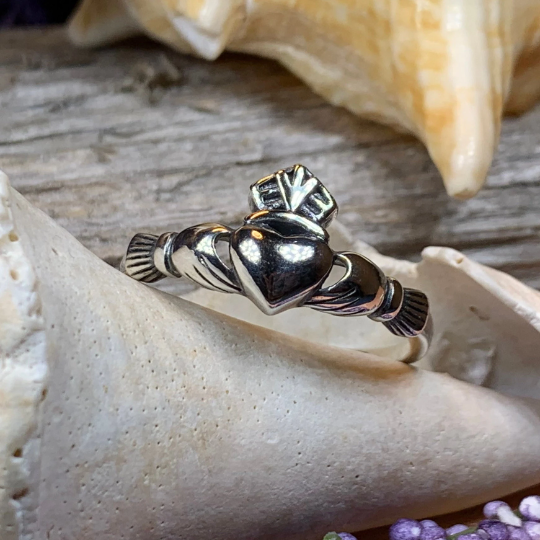 Dunlavin Claddagh Ring