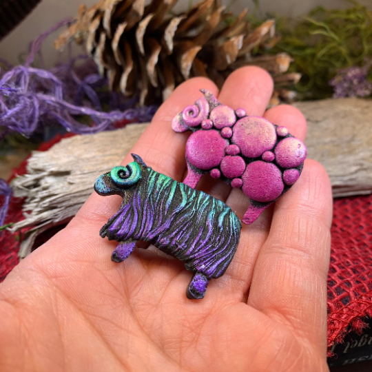 Lovable Sheep Brooch - Handmade in Scotland