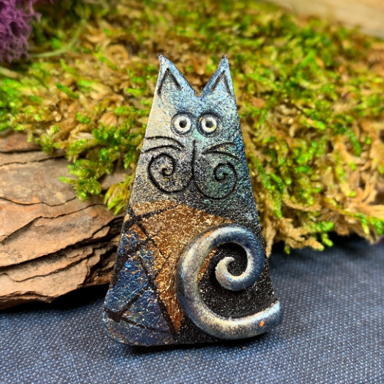 Whimsical Sitting Cat Brooch - Handmade in Scotland
