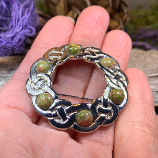 Iona Celtic Knot Brooch - Handmade in Scotland