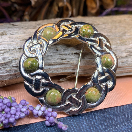 Iona Celtic Knot Brooch - Handmade in Scotland