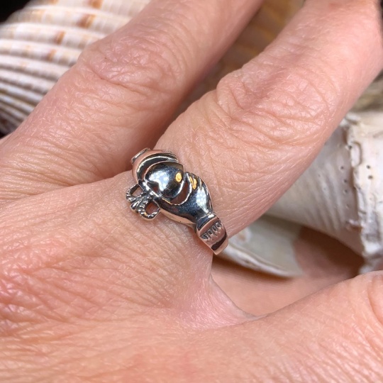 Cushina Irish Claddagh Ring