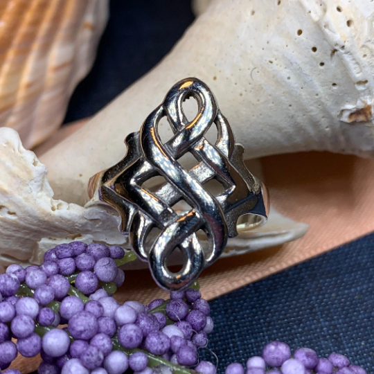 Irish Celtic Knot Ring in Sterling Silver